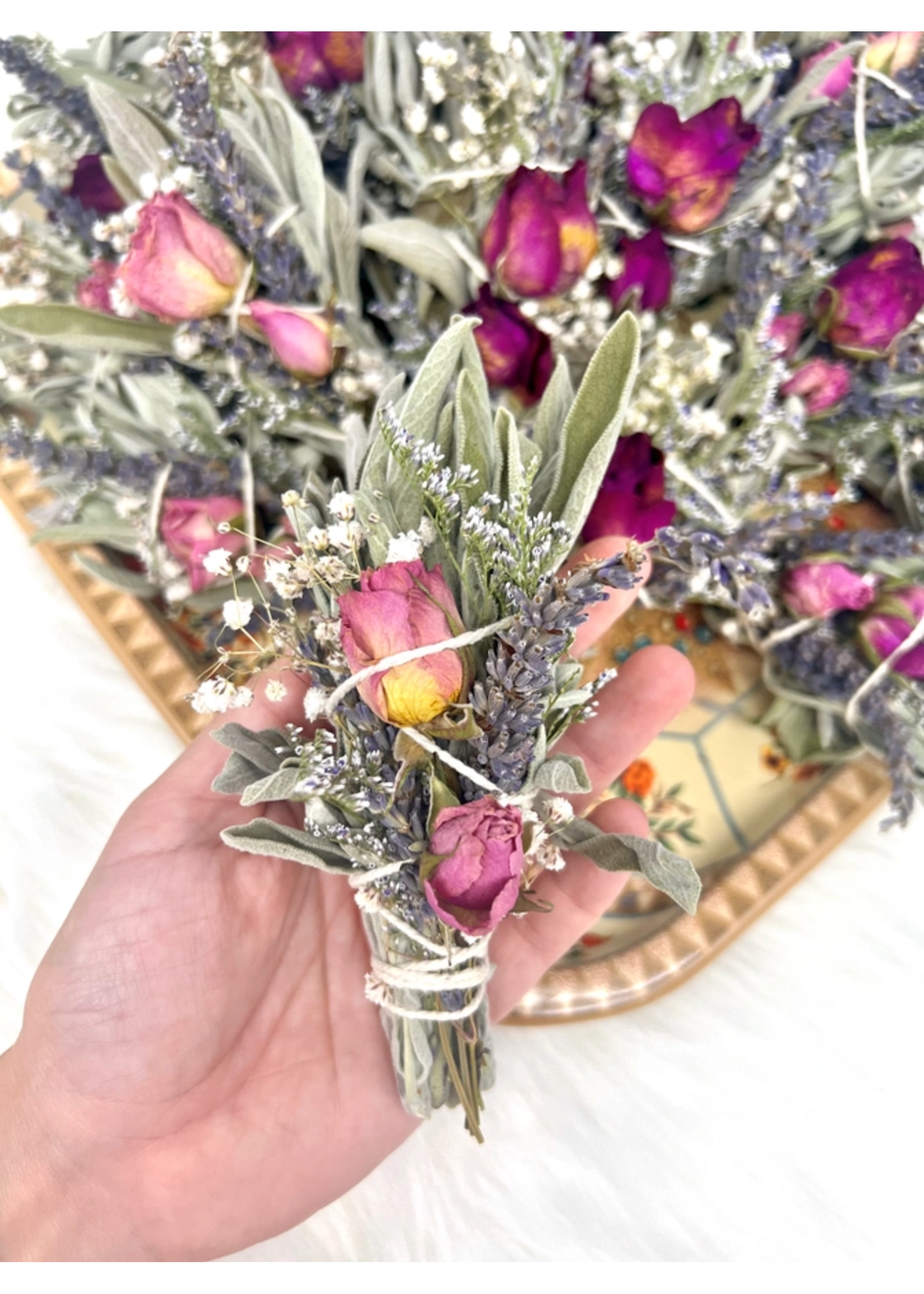 MAGIC RITUALS Smoke Cleansing Mini Sage Smudge Bundle