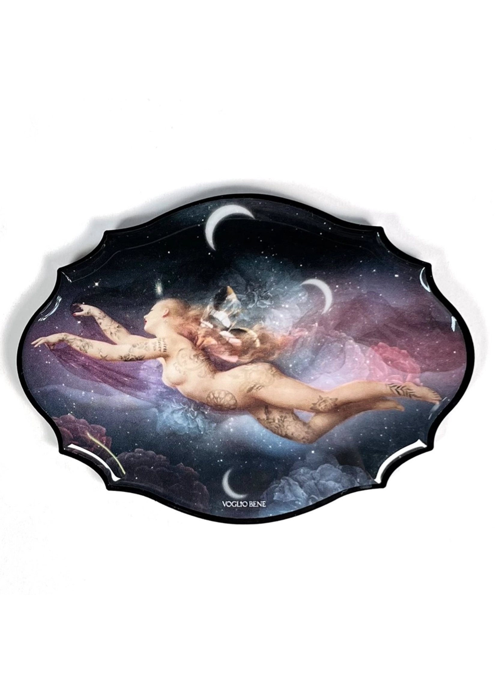 Voglio Bene Magnet at Night