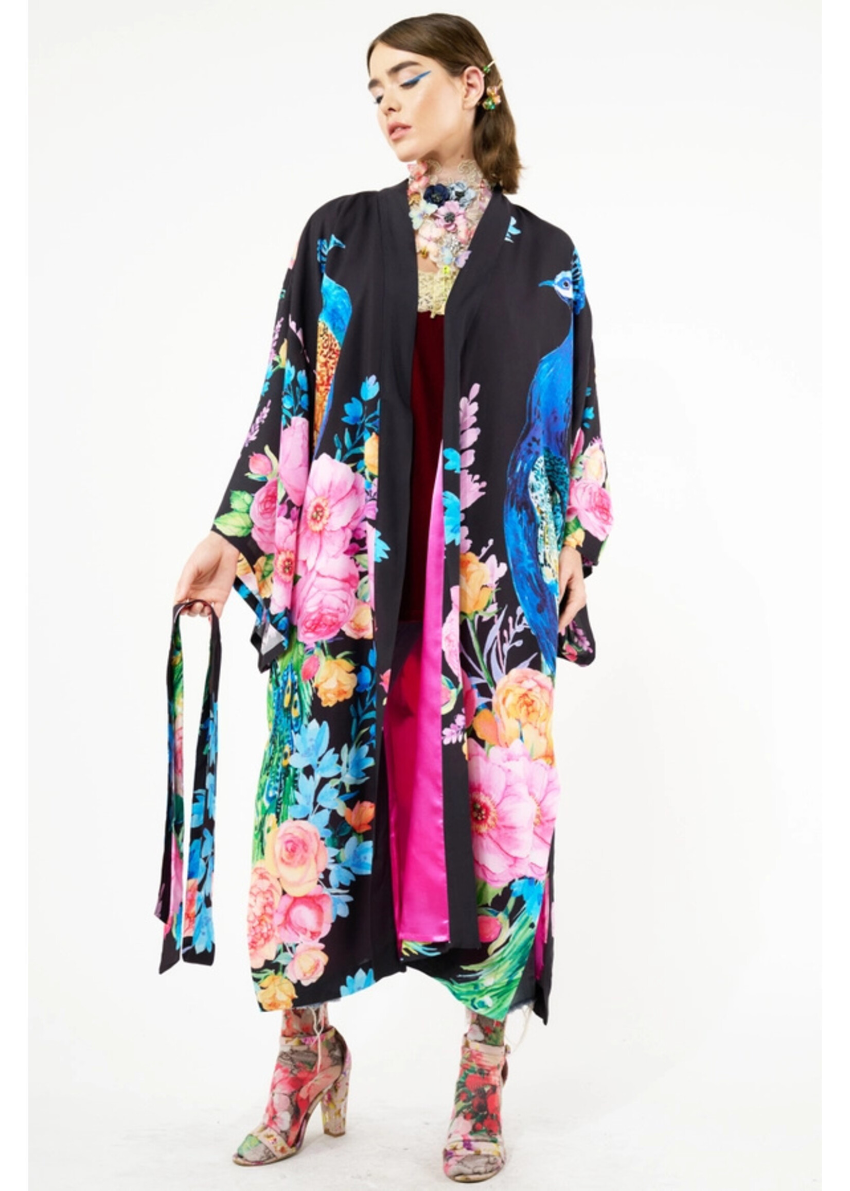 Aratta Fantasy Kimono | Black Peacock Print