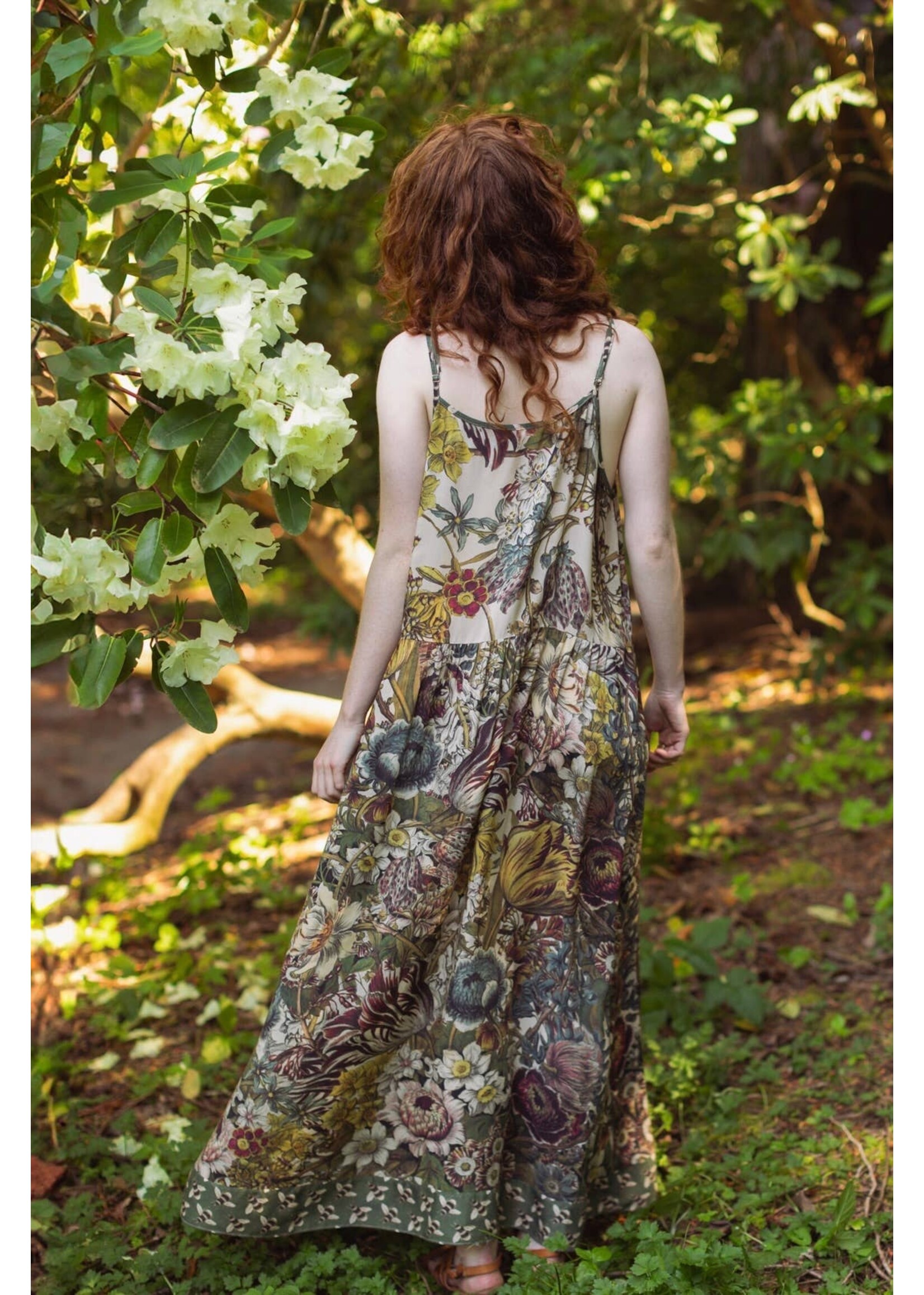 Slip Dress Love Grows Wild W/ Bees L/XL
