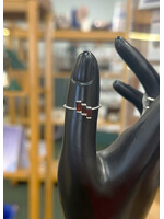 Ring Garnet Triple Stone Faceted (7)