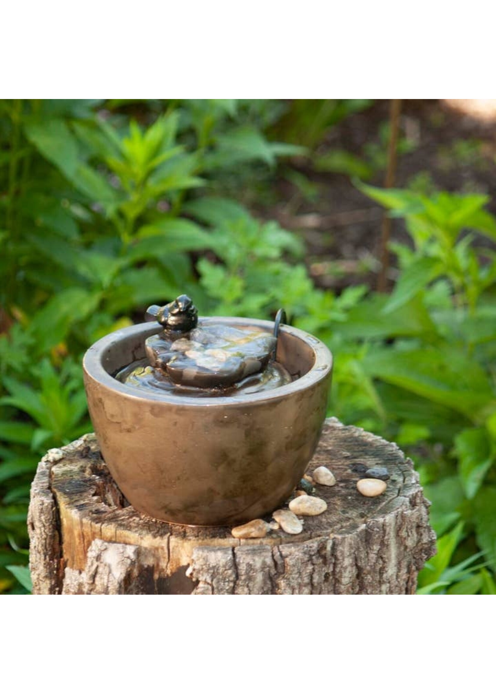 Foreside Sparrow On Leaf Fountain