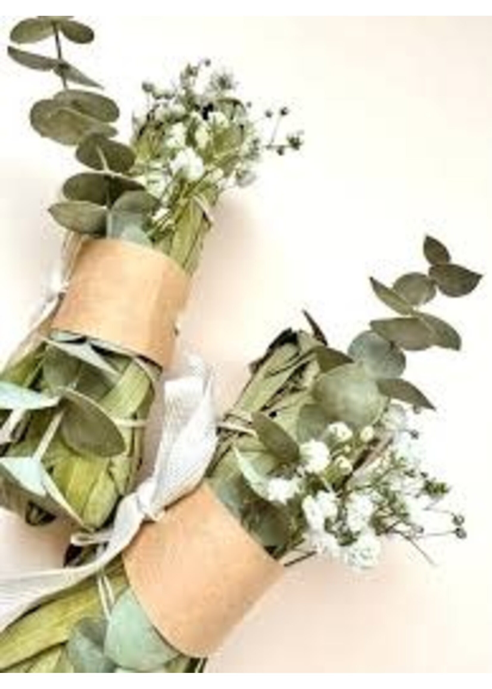 DREAMY EUCALYPTUS Smoke Cleansing Smudge Bundle