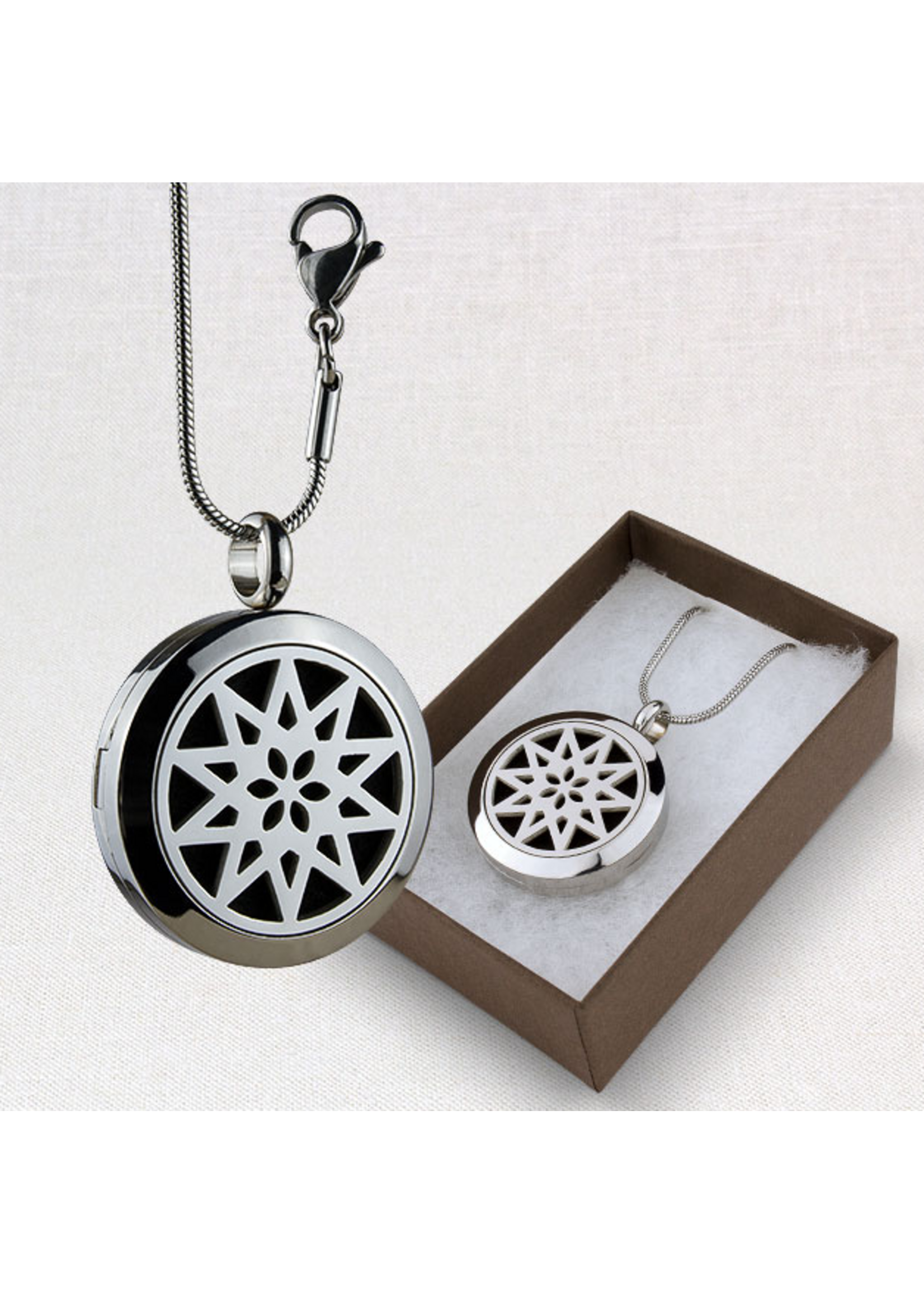 Necklace Aromatherapy Locket Star