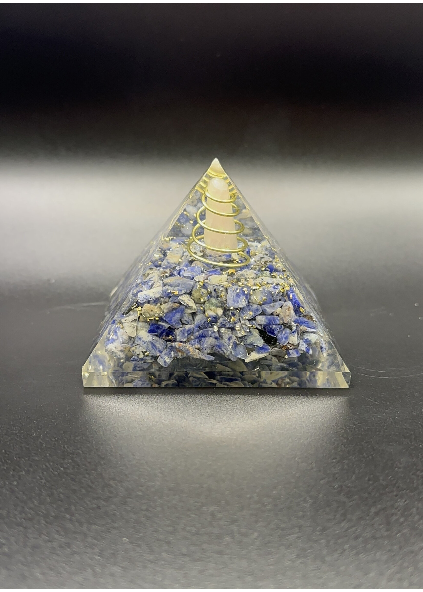Sodalite Orgonite Pyramid w/ Clear Quartz point