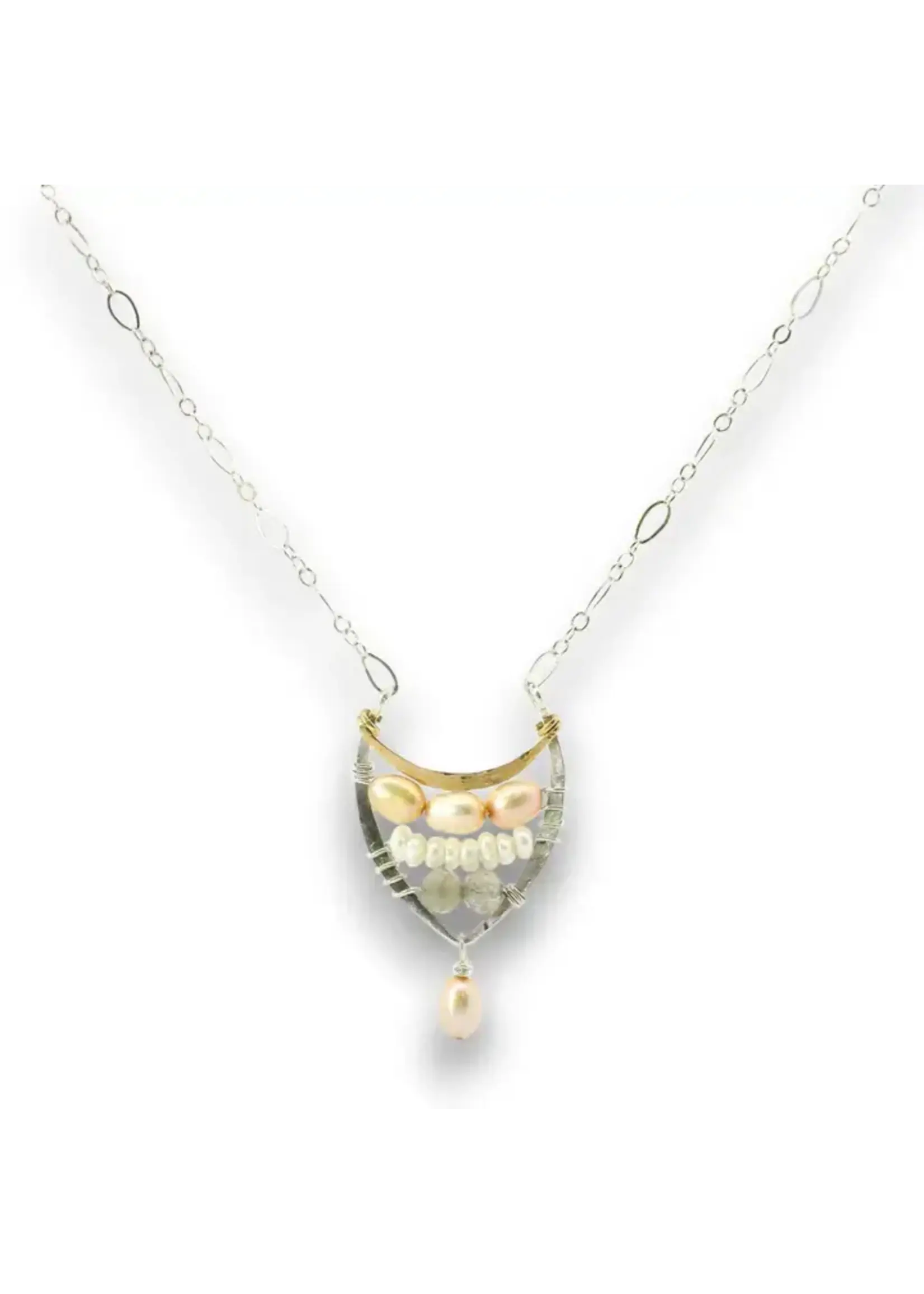 Necklace Pearly Leaves