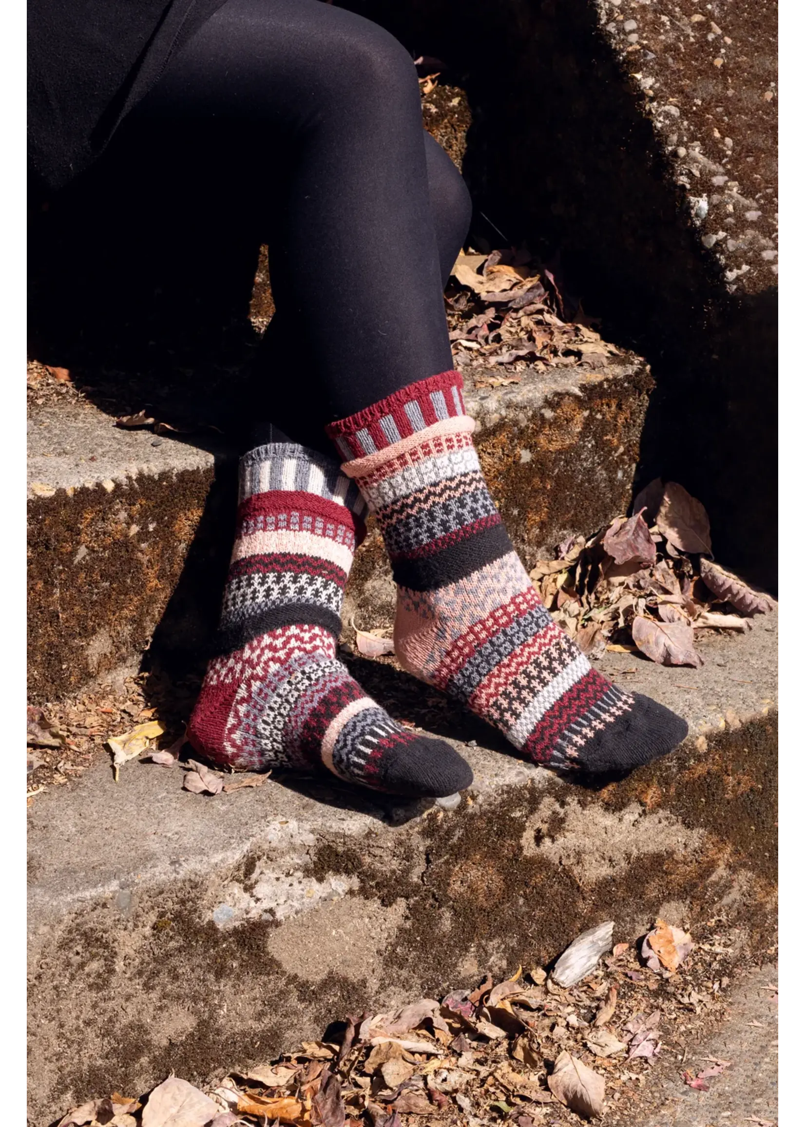 Solmate Socks Rosewood Medium