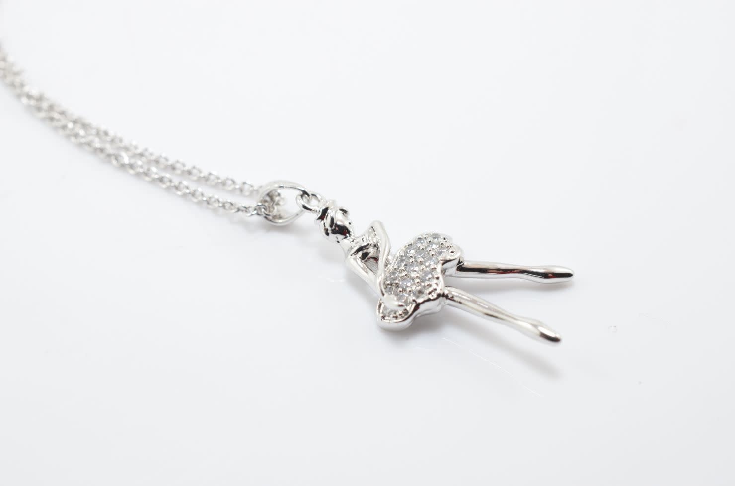 "Ballerina" necklace, Yunie N060325E