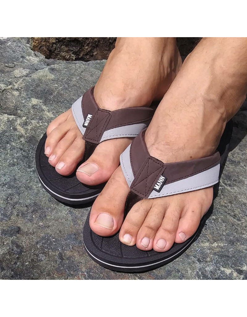 very mens flip flops