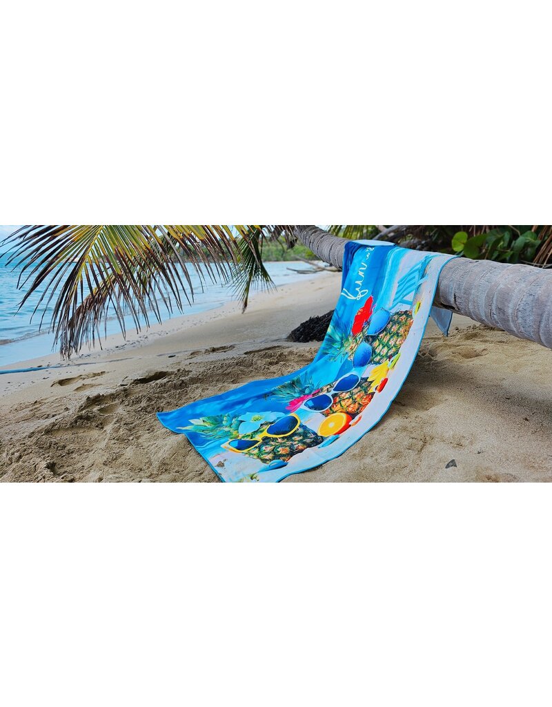 Ocean Surfari Social Pineapple Towel