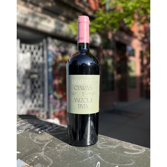 Laberinto, Cenizas Mezcla Tinta Valle del Maule 2017 Laberinto, Cenizas Mezcla Tinta Valle del Maule 2017