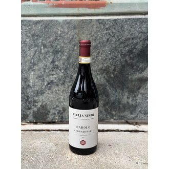 Giulia Negri, Barolo Serradenari Barolo 2021