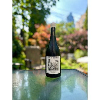 Roberto Henriquez, Cerro La Trinchera Viticole Valle del Bio-Bio 2022 Roberto Henriquez, Cerro La Trinchera Viticole Valle del Bio-Bio 2022