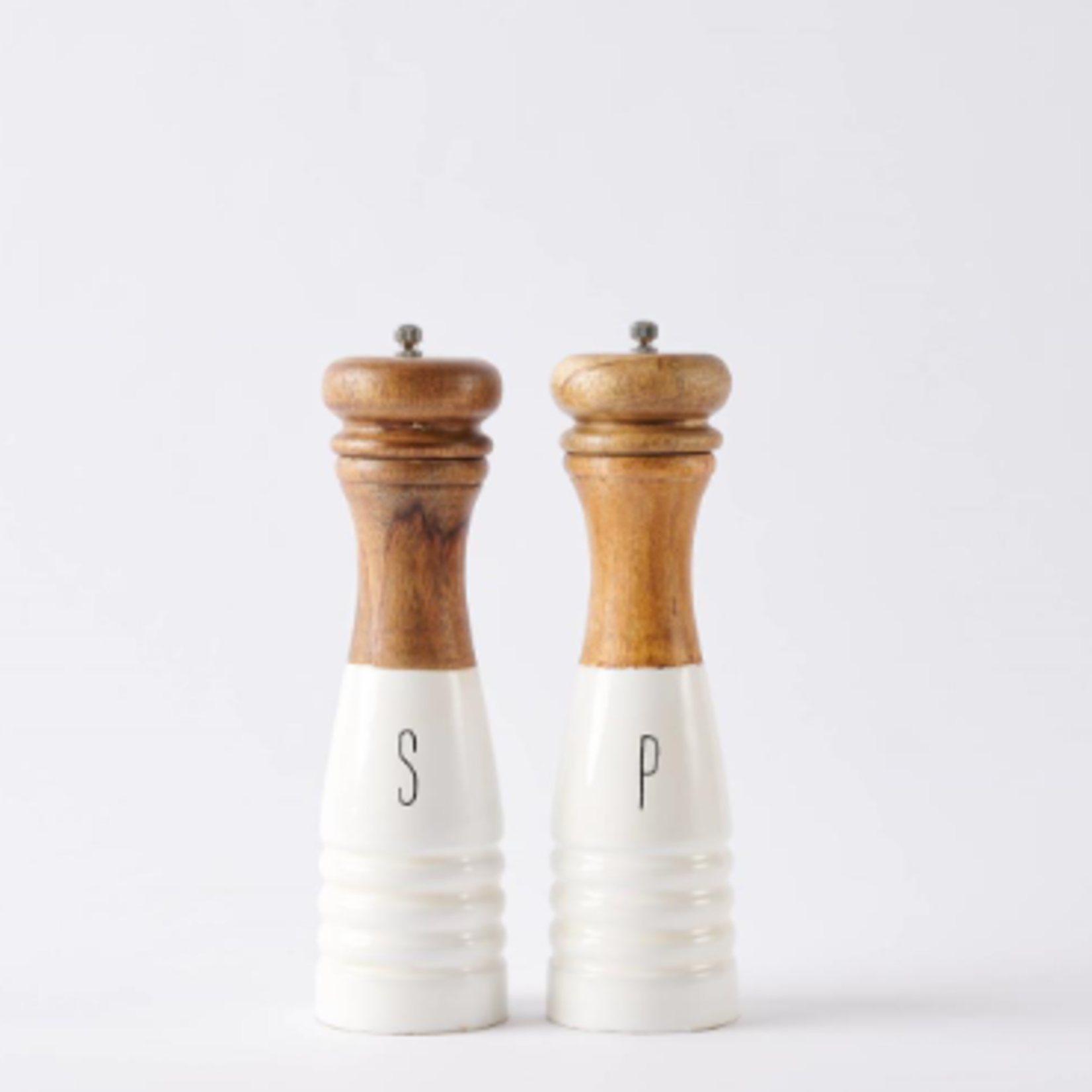 wooden salt and pepper pots