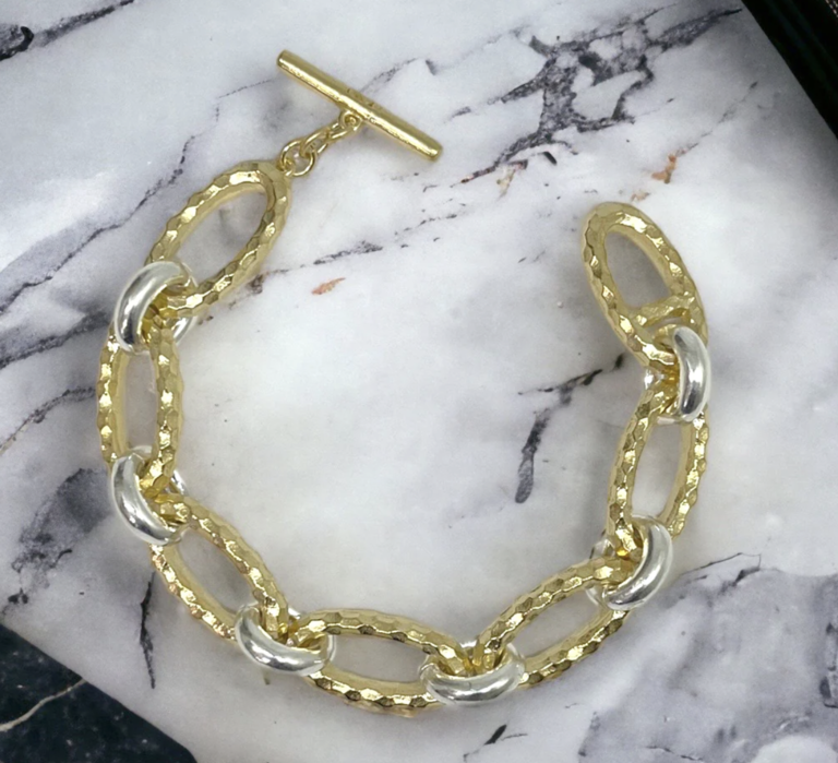 Gold 2-Tone Ravelle Hammered Chain Bracelet | 8" | B376