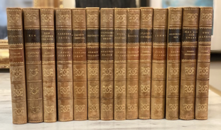 Antique Leather Books | 14 Volumes | Gold