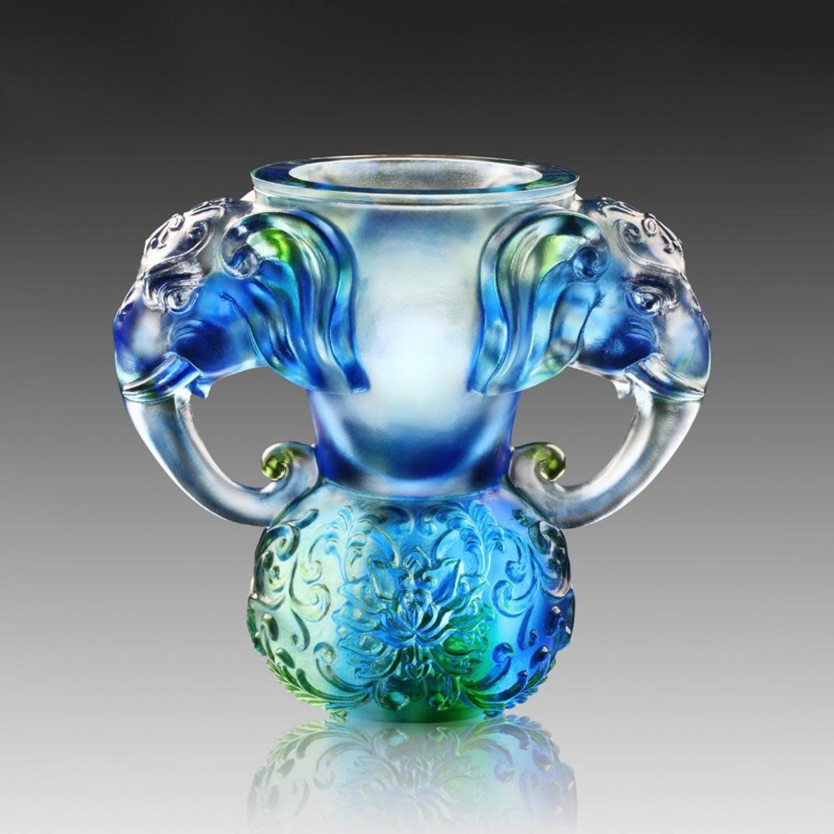 LIULI Crystal Art Crystal Elephant, "Full of Prosperity and Honor Around" - Blue