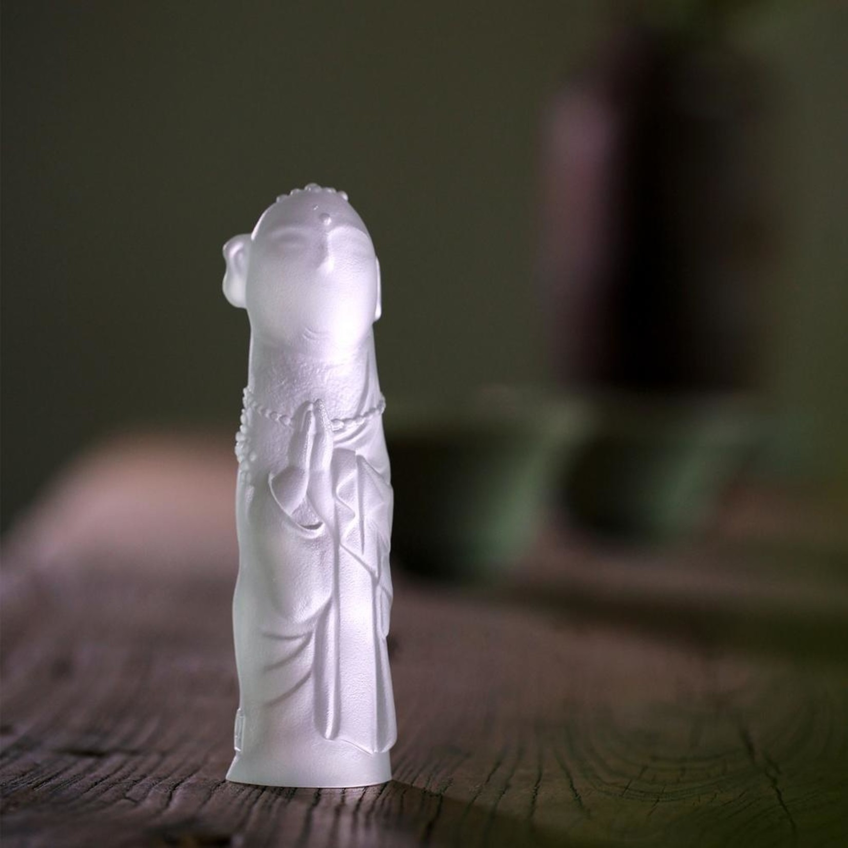 LIULI Crystal Art Crystal Buddha Figurine, "Free Mind from Knowing the Essentiality"