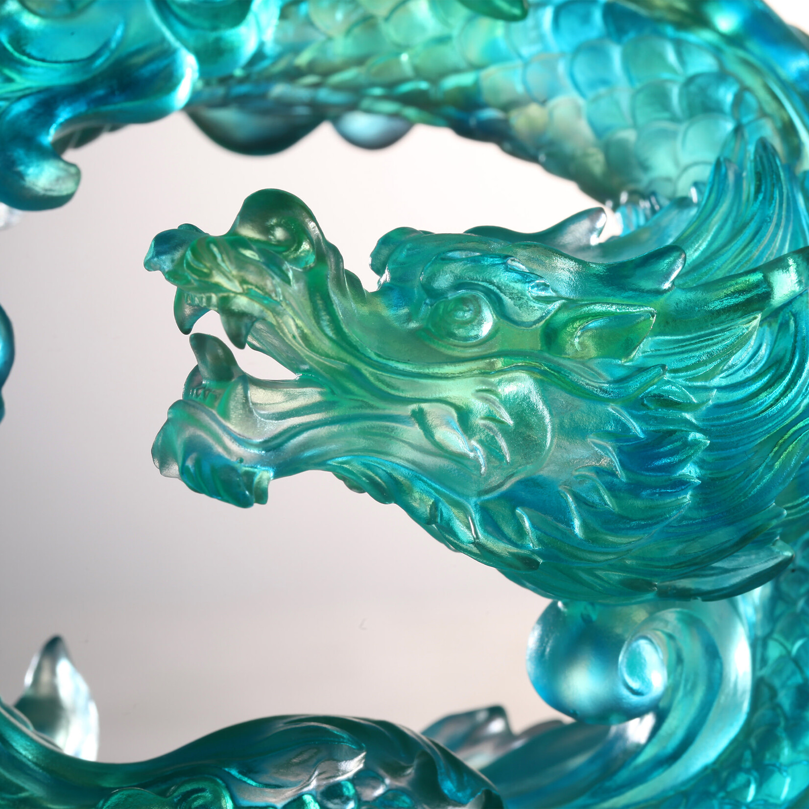 LIULI Crystal Art Crystal Dragon, Taichi, Intention - Lawrence