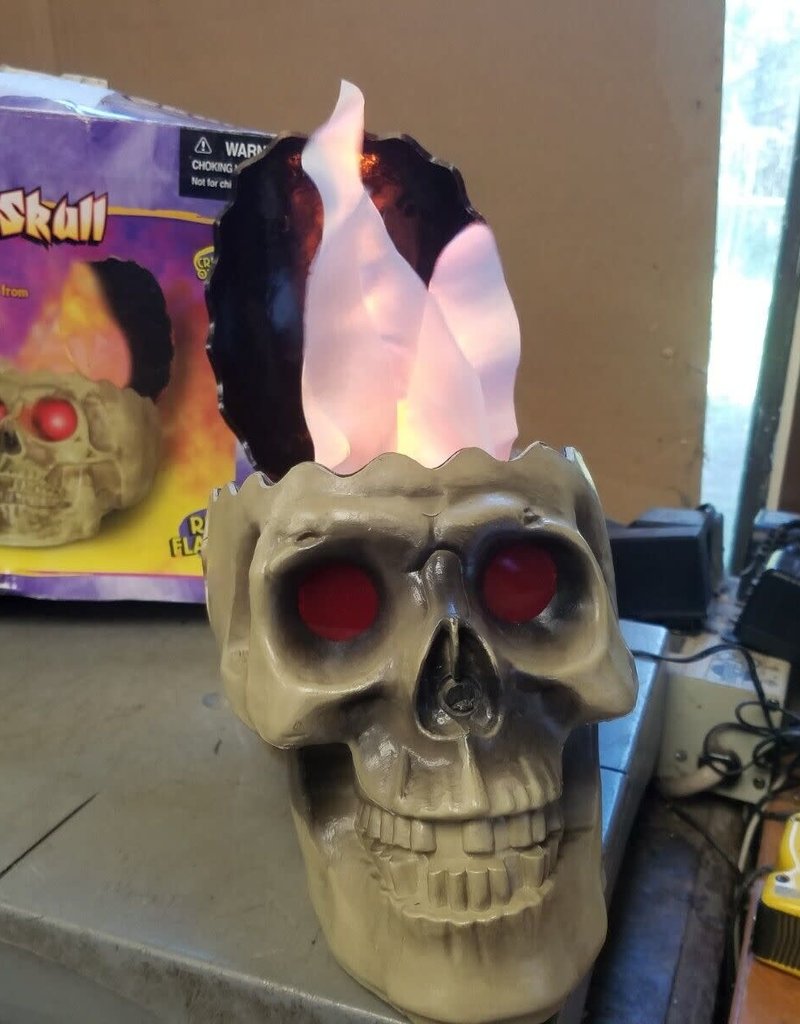 Flaming Hanging Skull - Plastic