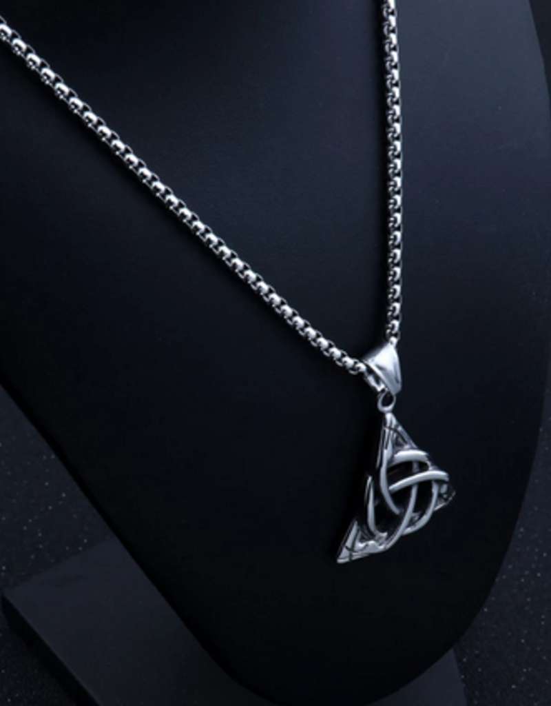 Triquetra Celtic Knot Pendant Necklace