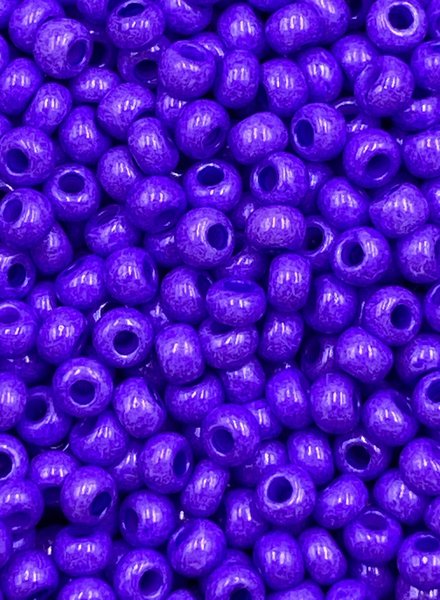 SIZE 8/0 #1519 Royal Purple (Dyed)