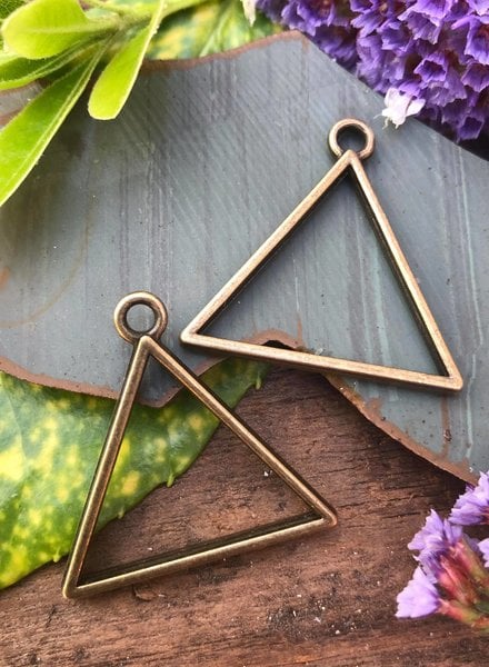 Triangle Frame With Loop: Antique Brass - 1 Pair