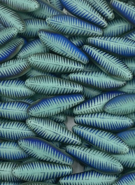 Dagger 16 x 5mm : FEATHER MATTE BLUE/GREEN TURQOUISE