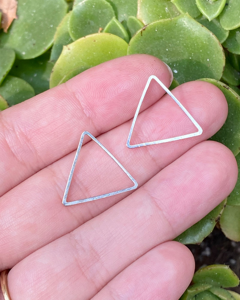 18x20mm Triangle Frame: Silver- 1 Pair