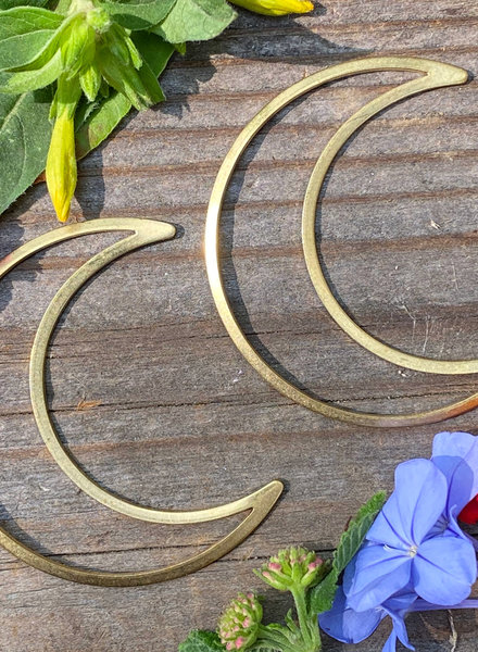 Large Moon: Raw Brass- 1 Pair