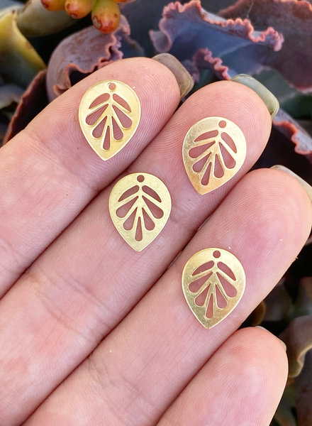 Leaf Cut Out Drop- Brass- 10pc