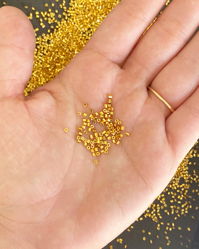 Size 11/0 Two-Cut Seed Bead 24k Gold Plated: 1 Gram