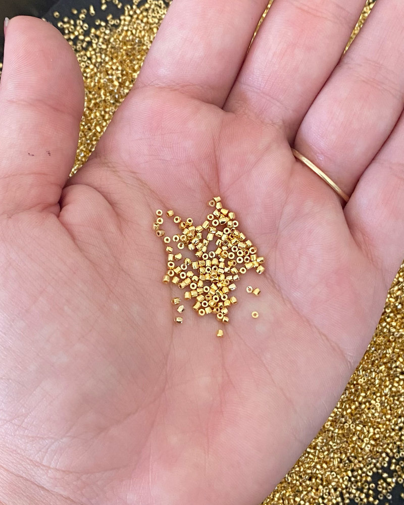 Size 12/0 Three-Cut Hand Cut Seed Bead 24k Gold Plated: 1 Gram