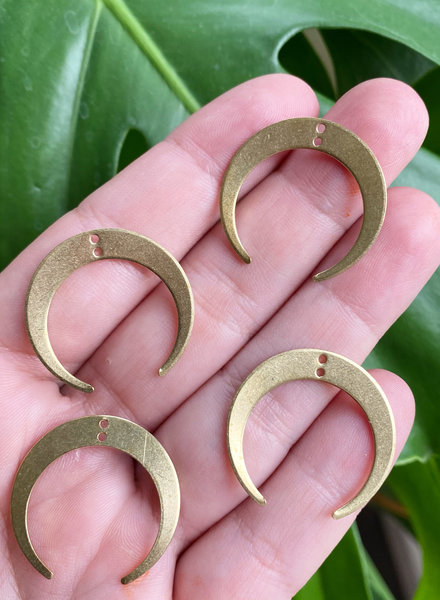 26x27mm Horseshoe Drop With 2 Holes- Brass- 6pc.