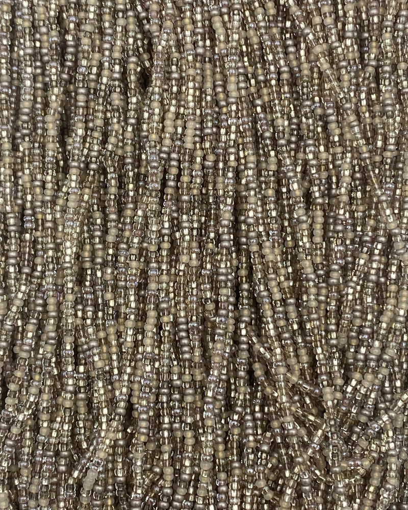 Size 11/0 Czech Glass SIZE 11/0 #1376 Taupe Shimmer