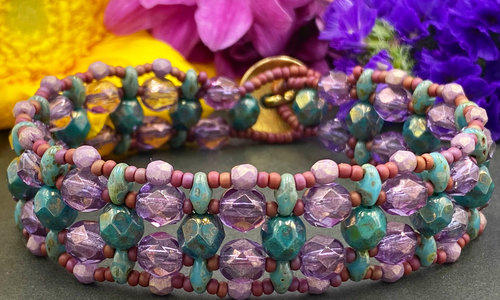 NEW! Right Angle Weave Glass Bead Bracelet Kit (Purple)