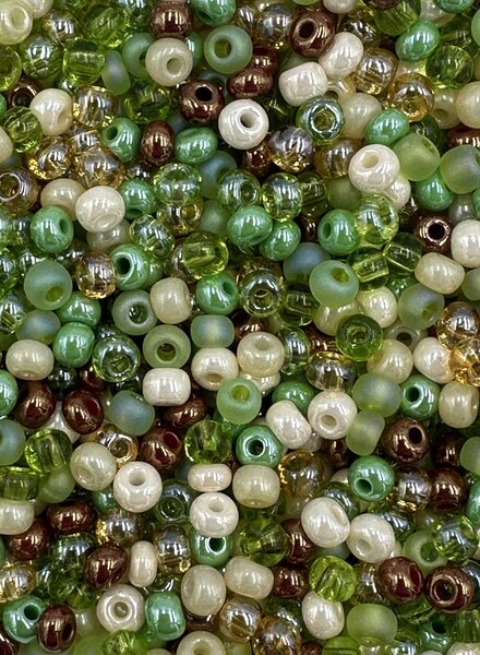 Size 6/0 Czech Glass SIZE 6/0 #1189 Earth Glimmers