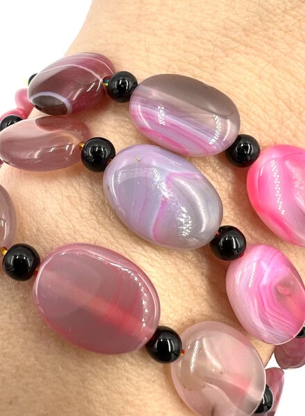 Trunk Show 16x12mm Puffed Oval- Magenta Rainbow Agate Dyed