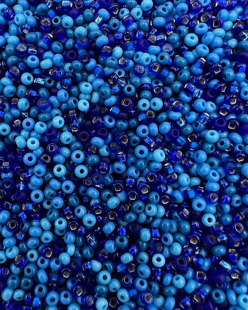 SIZE 11/0 Leftover Mix: Blueberry