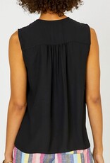 Split Neckline w/ Buttonclosure SL Top