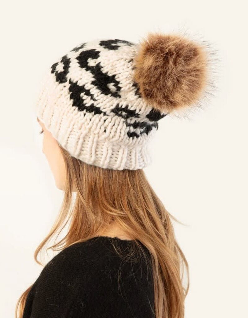 Look by M Leopard Mango Yarn Pom Hat