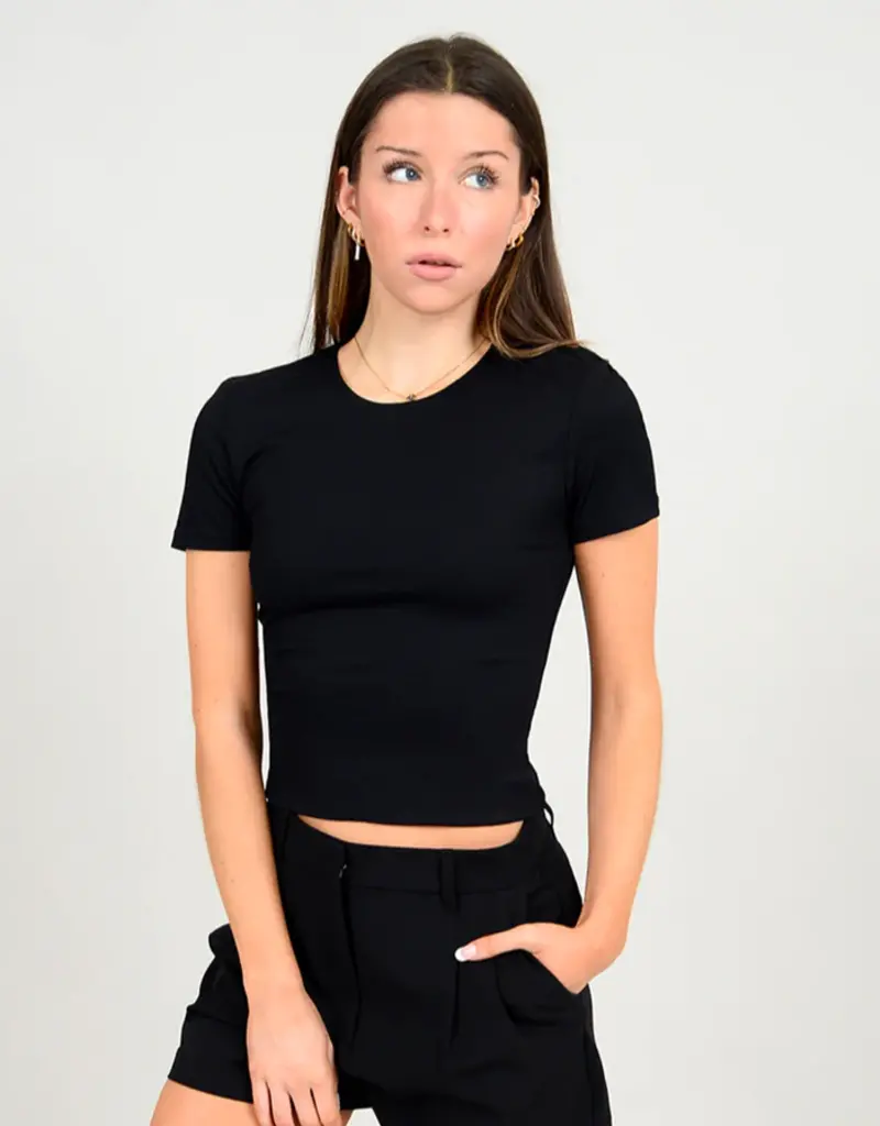 Roxi SS Crew Neck Top
