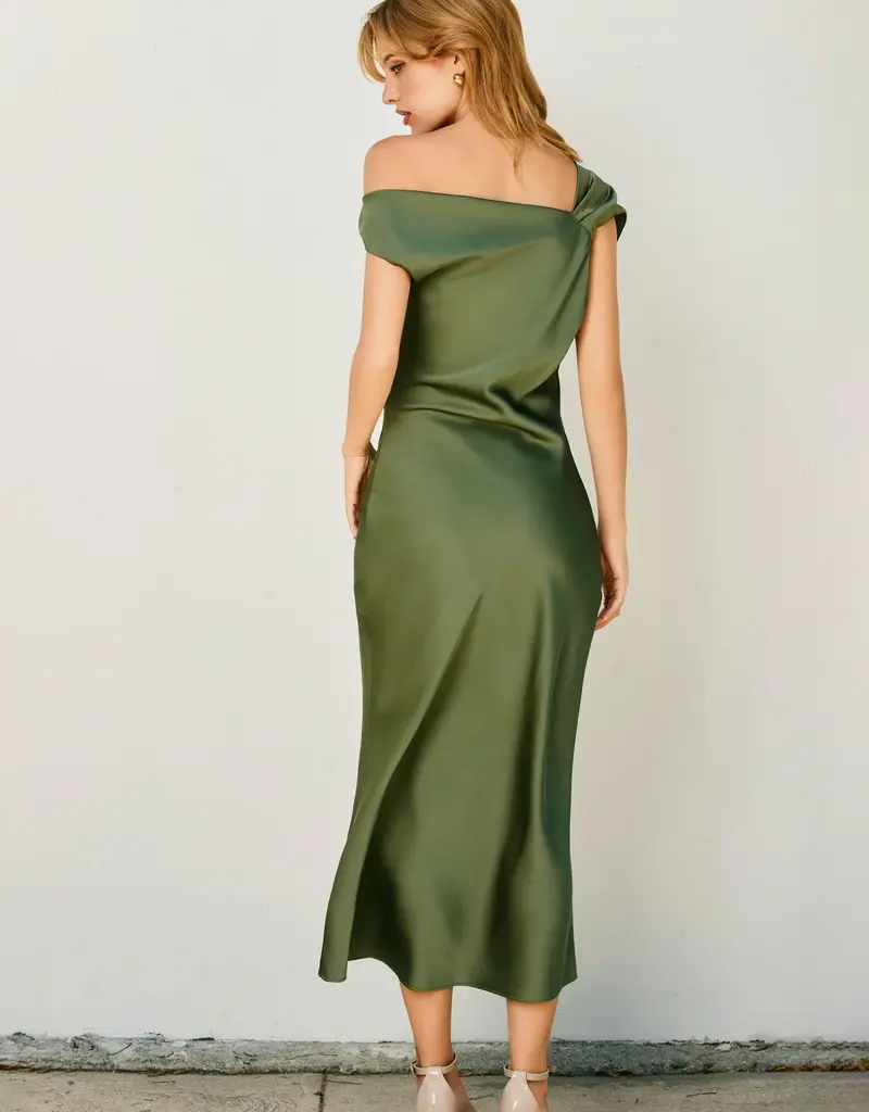 Dull Satin Off The Shoulder Ruched Midi Dress
