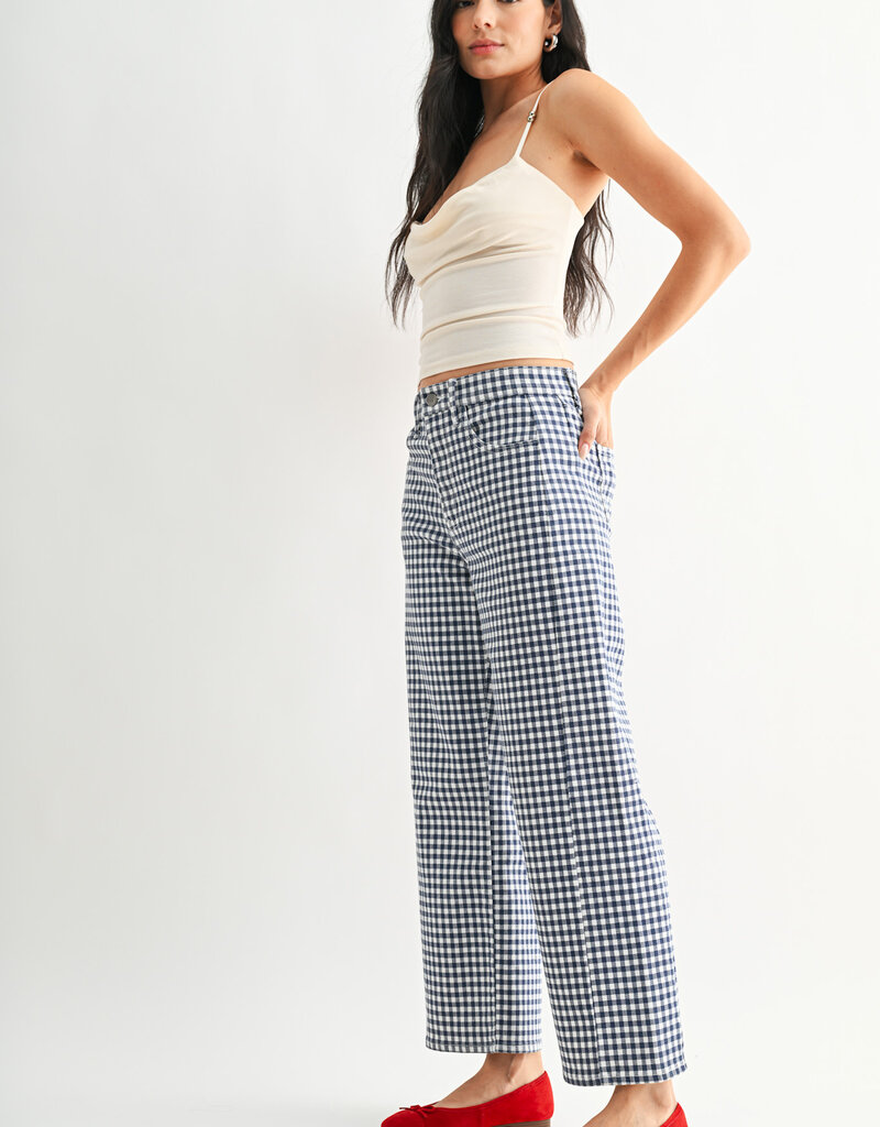 Just Black Denim Barrel Jean Twist