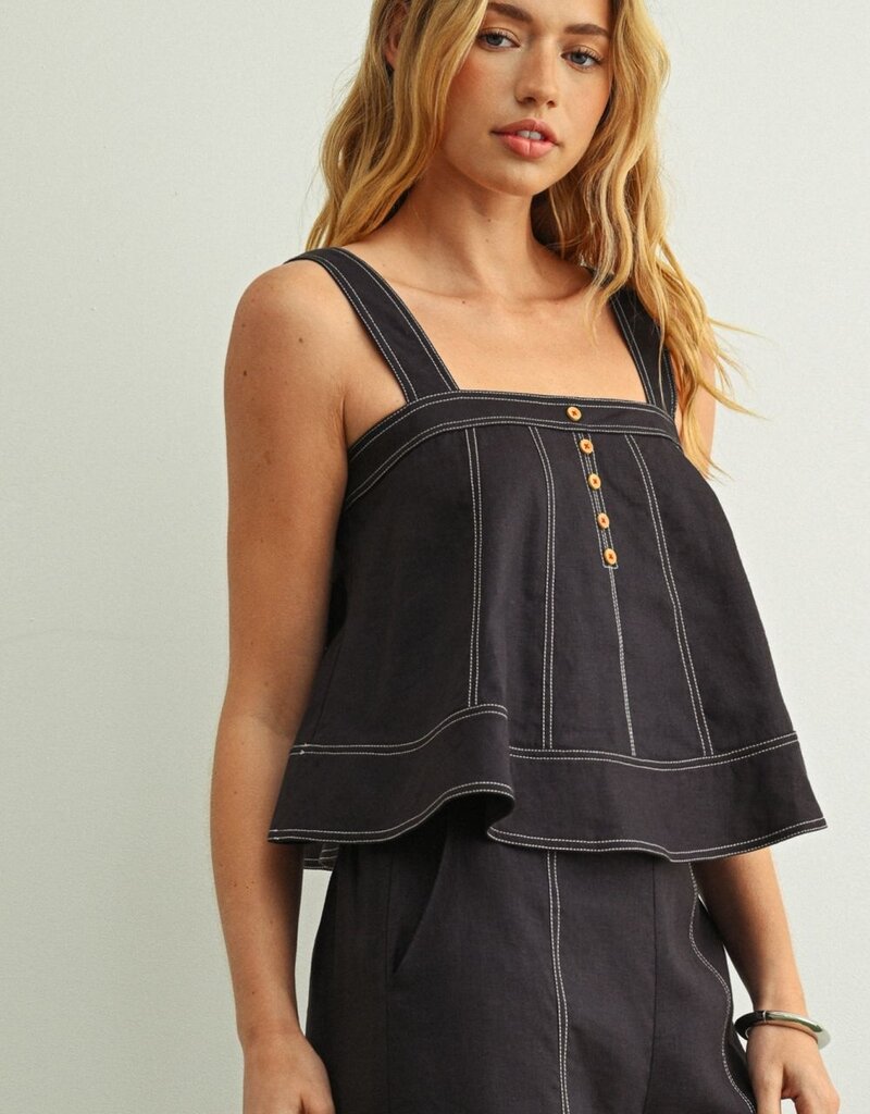 SL Top w/ Contrast Stiching
