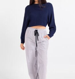 Calm Reader Pullover