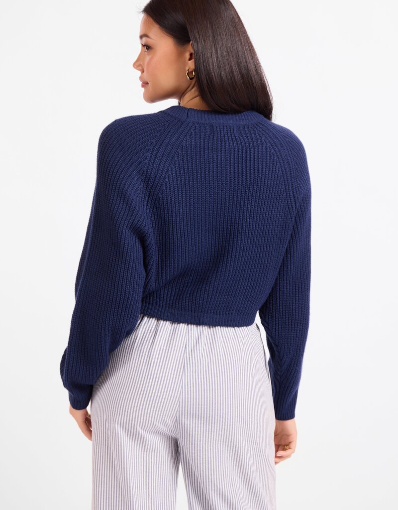 Calm Reader Pullover
