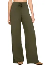 Airessentials Wide Leg Pant