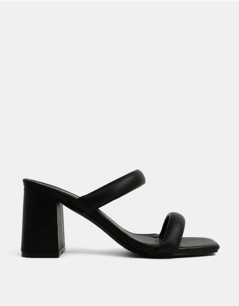 Farah Black Thick Heels