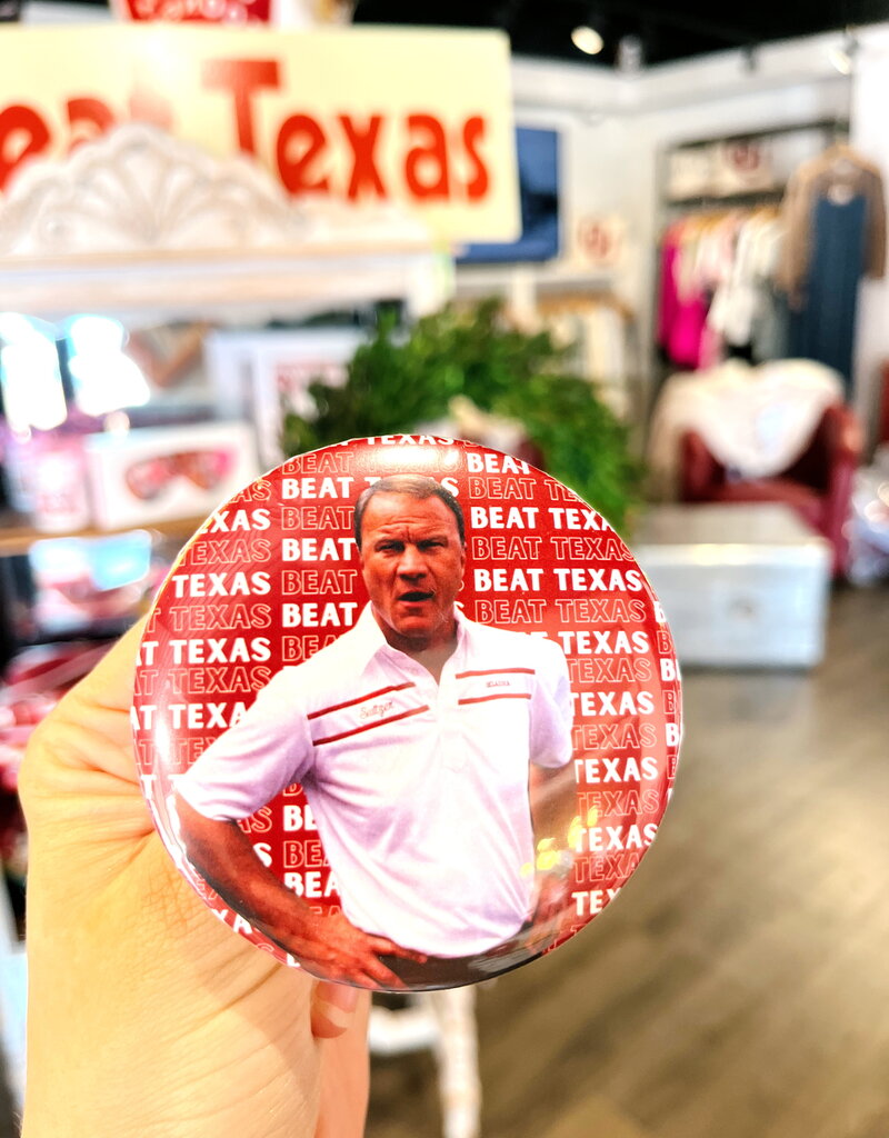 ! Barry Beat Texas Lines Button